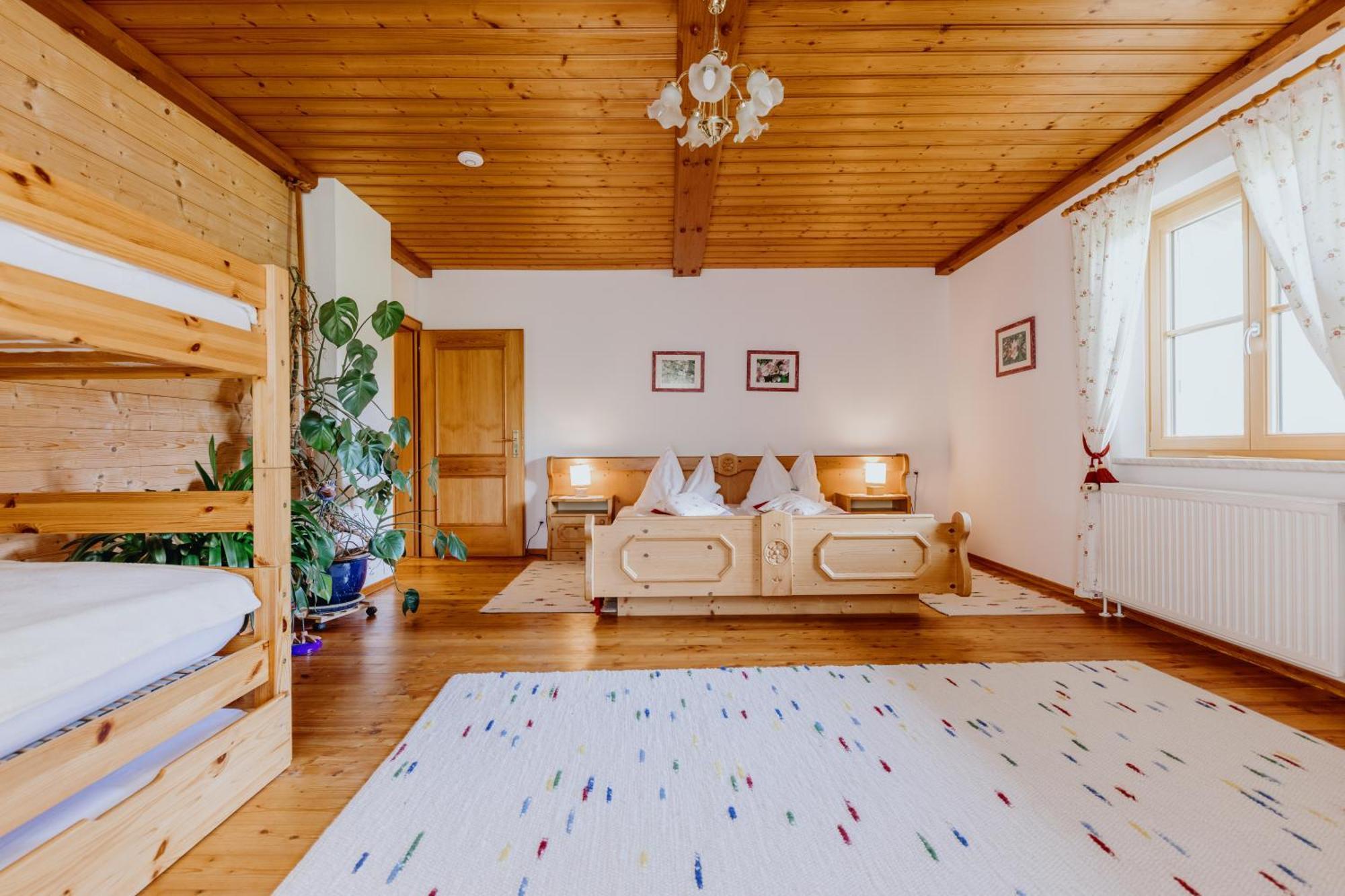 Bio-Bauernhof Auernig Villa Obervellach Kültér fotó